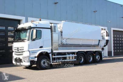 Camion aspirateur Mercedes