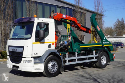 Camion dublu DAF