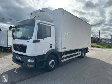 Camion frigo mono température MAN