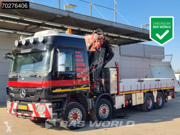 Camion grue Mercedes