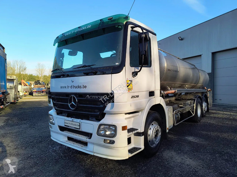 Kamion Mercedes 2536 15500L INSULATED INOX TANK...