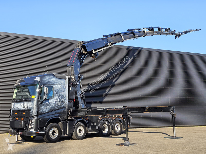Kamion Volvo 8x2-6 / FASSI F1650 / JIB + WINCH...