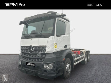 Camion Mercedes Arocs 2646 LKN