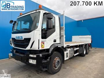 Camion plateau Iveco