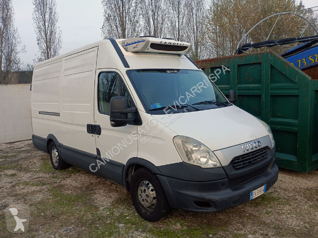 Furgoneta Iveco Daily 35S15 COIBENTATO
