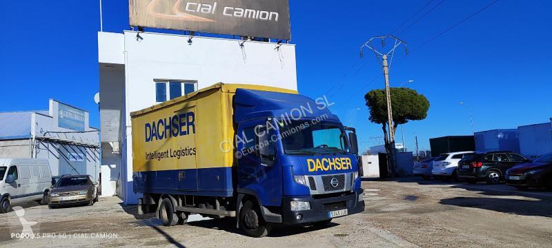 Camión Nissan