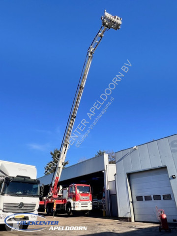 Vrachtwagen MAN TGA 26.350 Magirus ALP 320L = 32 meter, Waterpump, 6x4, Steel springs