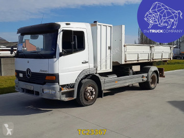 Camion benne Mercedes