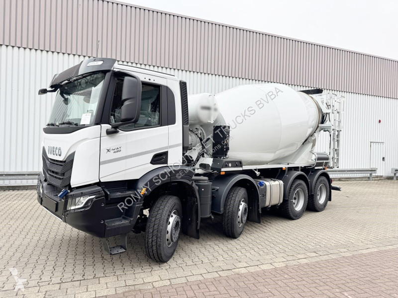 Kamion X-Way AD360X42BZ 8x4 X-Way AD360X42BZ...