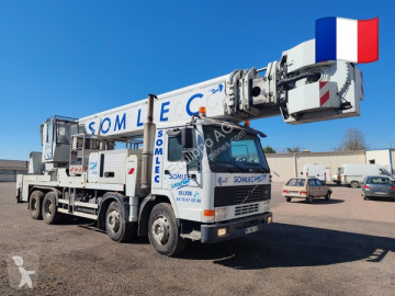 Camión Volvo FL12 Intercooler with Multitel J361TA (60m)