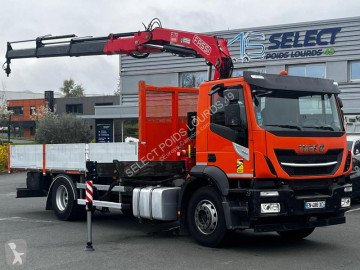 Camion grue standard Iveco
