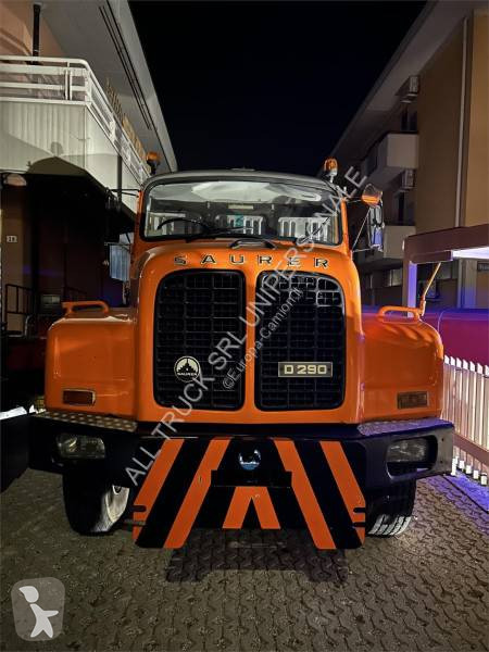 Kamion Saurer