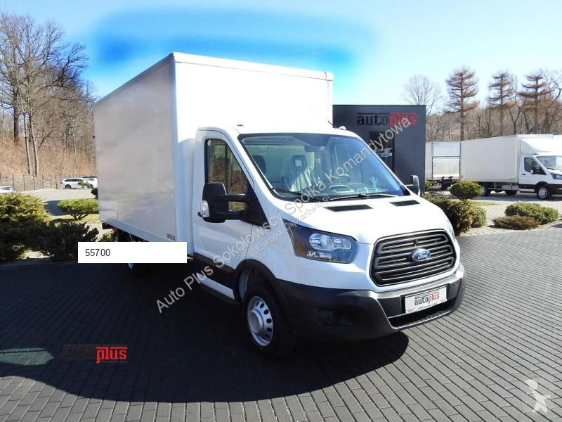 Camion Ford TRANSIT KONTENER WINDA 8 PALET...