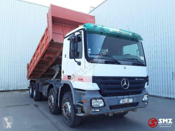 Kamion korba Mercedes