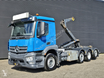 Camion polybenne Mercedes