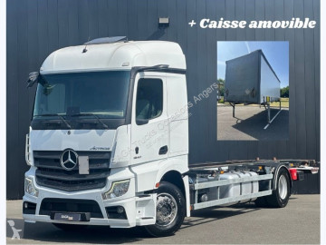 Camion porte containers Mercedes