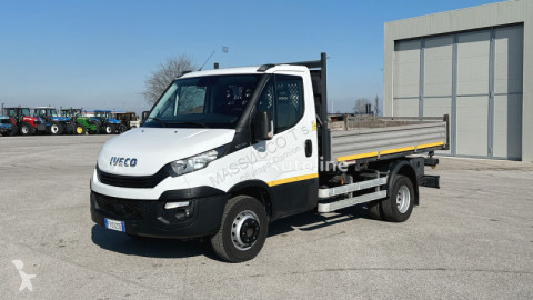 Camion plateau Iveco