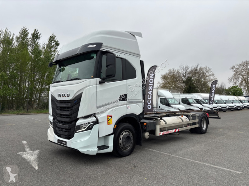 Camion Iveco S-WAY 19T 460CV GNL