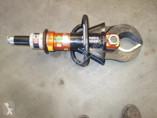Kamion Mercedes holmatro