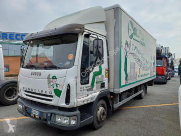 Camion fourgon Iveco