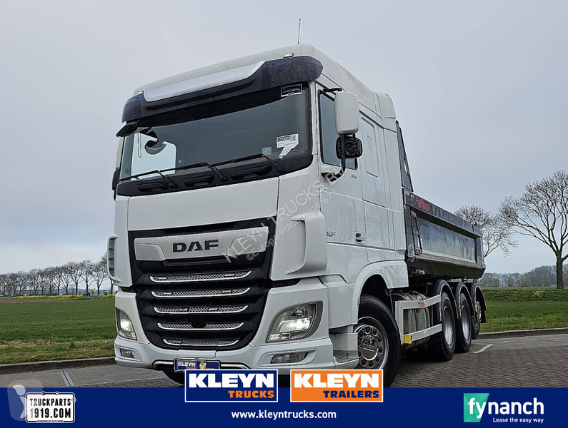 Camion DAF 530 8X4 FAW STEEL TIPPER