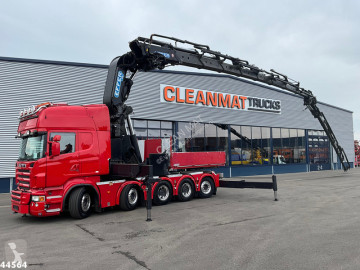 Camion grue Scania