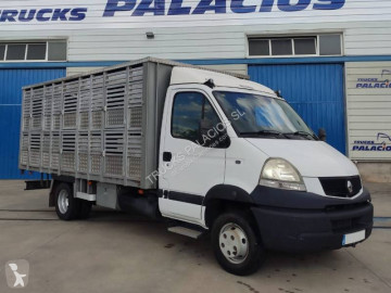 Camion bétaillère Renault