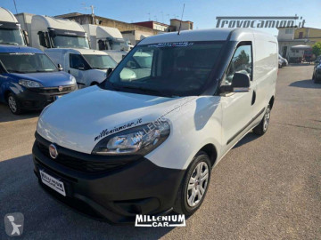Camion fourgon Fiat