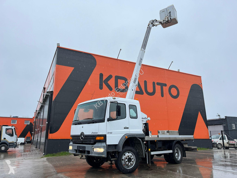 Kamion Mercedes 918 4x4 VERSALIFT VST-237-NF /...