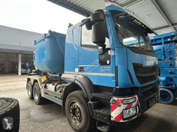 Camion Iveco Trakker
