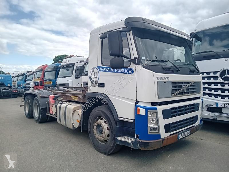 Camion Volvo 400