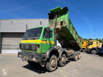 Camion benne Mercedes