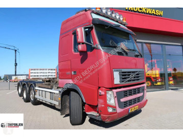 Camion porte containers Volvo