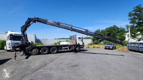 Camion grue Scania