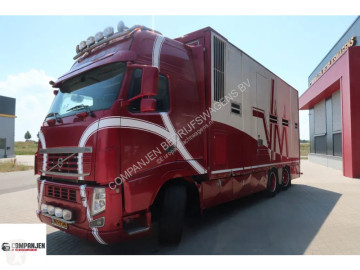 Camion bétaillère bovins Volvo