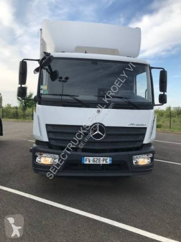 Camion fourgon polyfond Mercedes