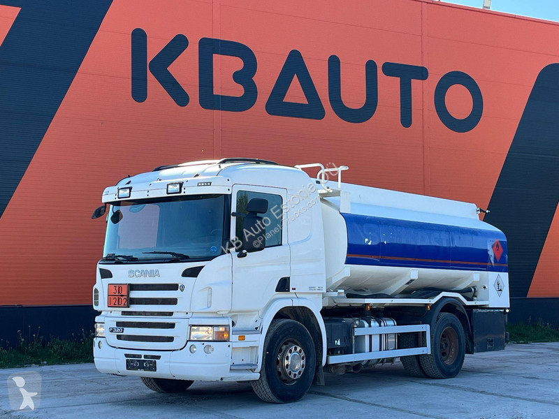 Camion Scania 320 4x2 TANK 11000 l / 2000 +...