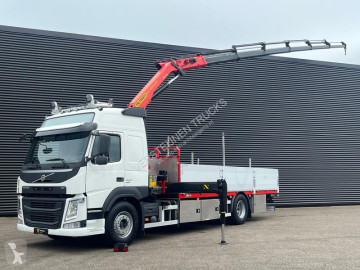 Camion grue Volvo