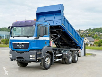 Camion benne MAN