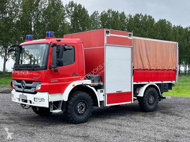 Camion Mercedes 1326 Tarpaulin/Canvas Body...