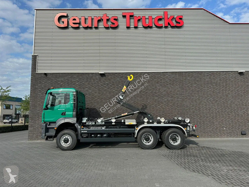 Kamion MAN TGS 6X6 HYVA LIFT 26-55-S HAAKARM /...