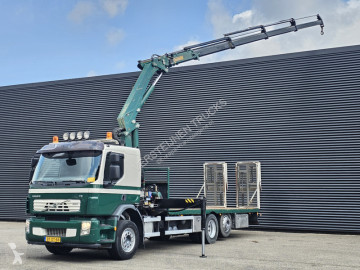 Camión Volvo FE 320 6X2R / 22 t/m KRAN / CRANE / OPRIJ / MACHINE TRANSPORT