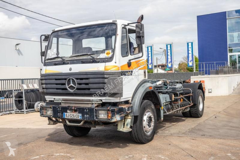 Vrachtwagen Mercedes SK HN
