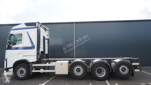 Camion porte containers Volvo