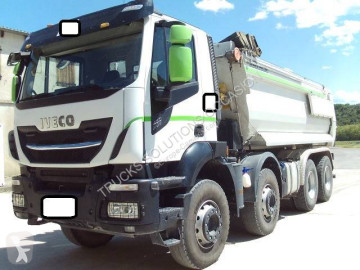 Camion benne Enrochement Iveco