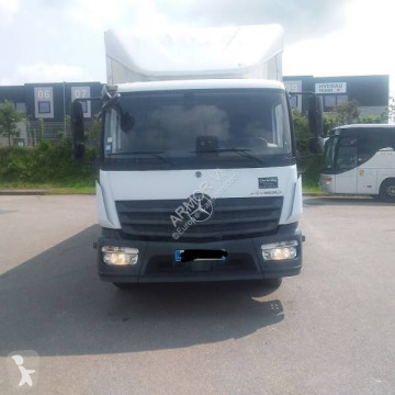 Camion fourgon polyfond Mercedes
