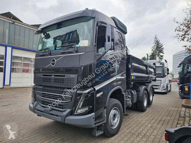 Kamion Volvo 500 6x4...