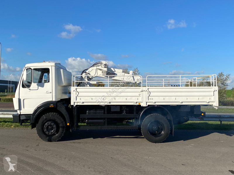 Kamion Mercedes 4X4 ex army reconditioned white...