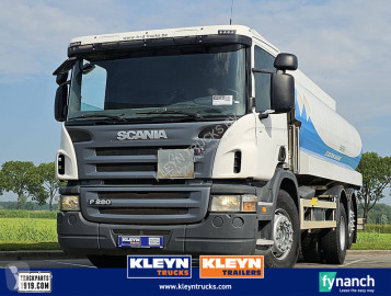 Camion citerne Scania
