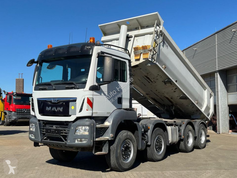 Camion MAN TG-S 35.400 8x6H 4 Achs Muldenkipper...